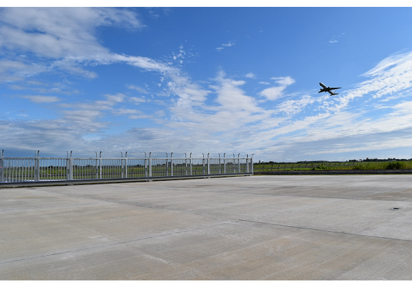 仙台空港民間ヘリ格納庫用取付誘導路及び第三小型機用格納庫エプロン整備